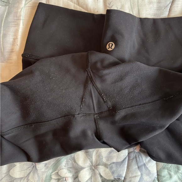 Lululemon In Movement Tight 25” - Picture 5 of 5